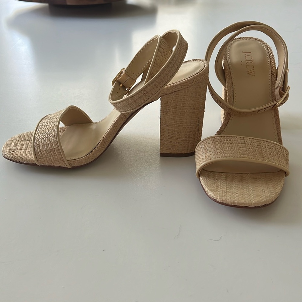 NWOT J.Crew Raffia Size 8 Block Heel